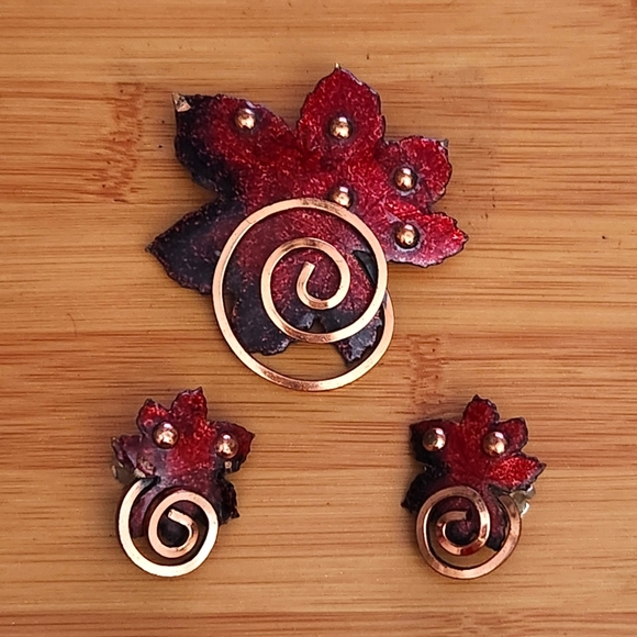 Vintage MATISSE Copper Enamel Red Maple Leaf Brooch & Earrings Set Mid Century - Picture 1 of 7
